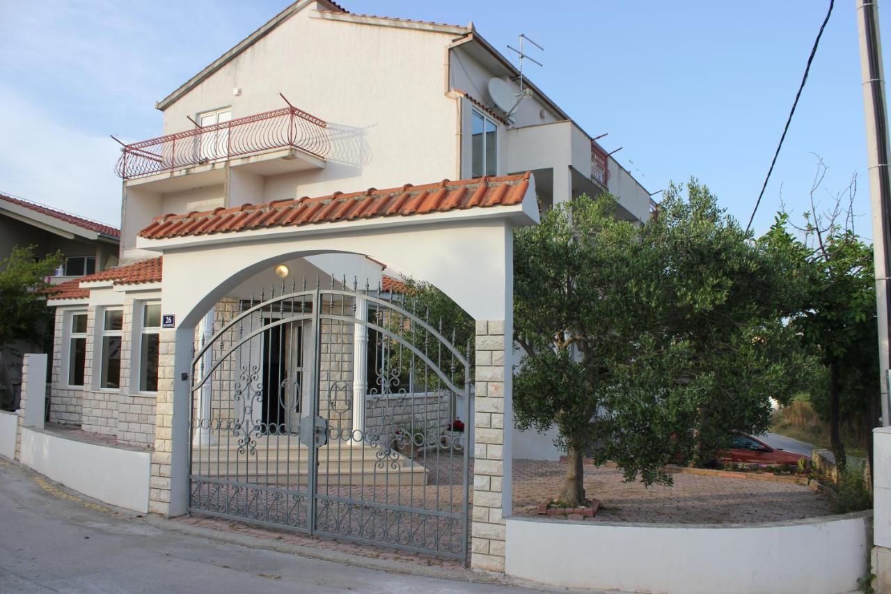 Rooms Slavica โอครูกกอร์นญี ภายนอก รูปภาพ