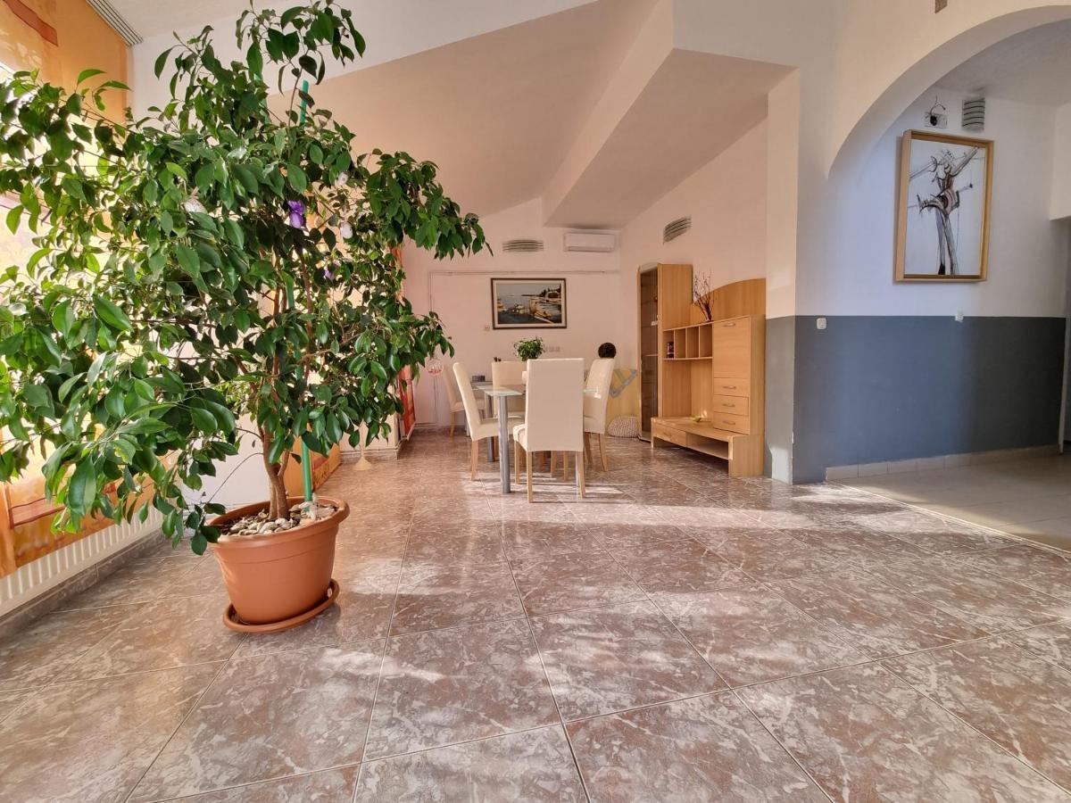 Rooms Slavica โอครูกกอร์นญี ภายนอก รูปภาพ