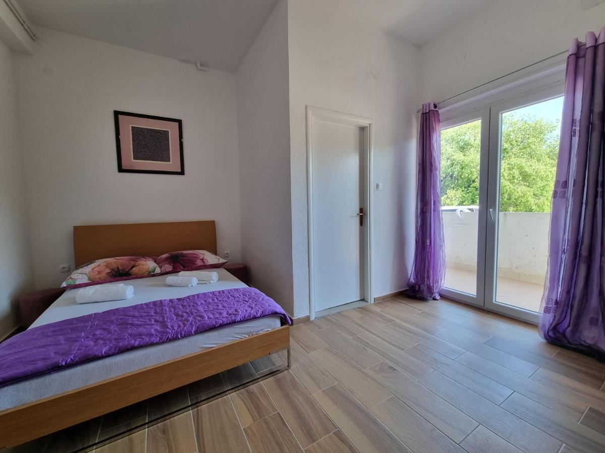 Rooms Slavica โอครูกกอร์นญี ภายนอก รูปภาพ