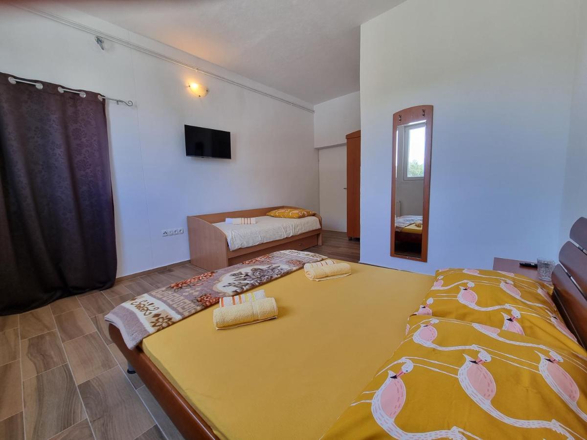 Rooms Slavica โอครูกกอร์นญี ภายนอก รูปภาพ