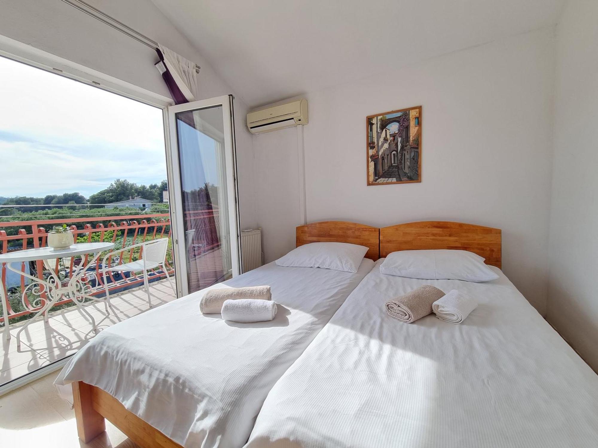 Rooms Slavica โอครูกกอร์นญี ห้อง รูปภาพ